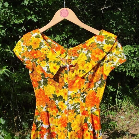 𝅺HANDMADE yellow floral short sleeve midi dress - Picture 12 of 14